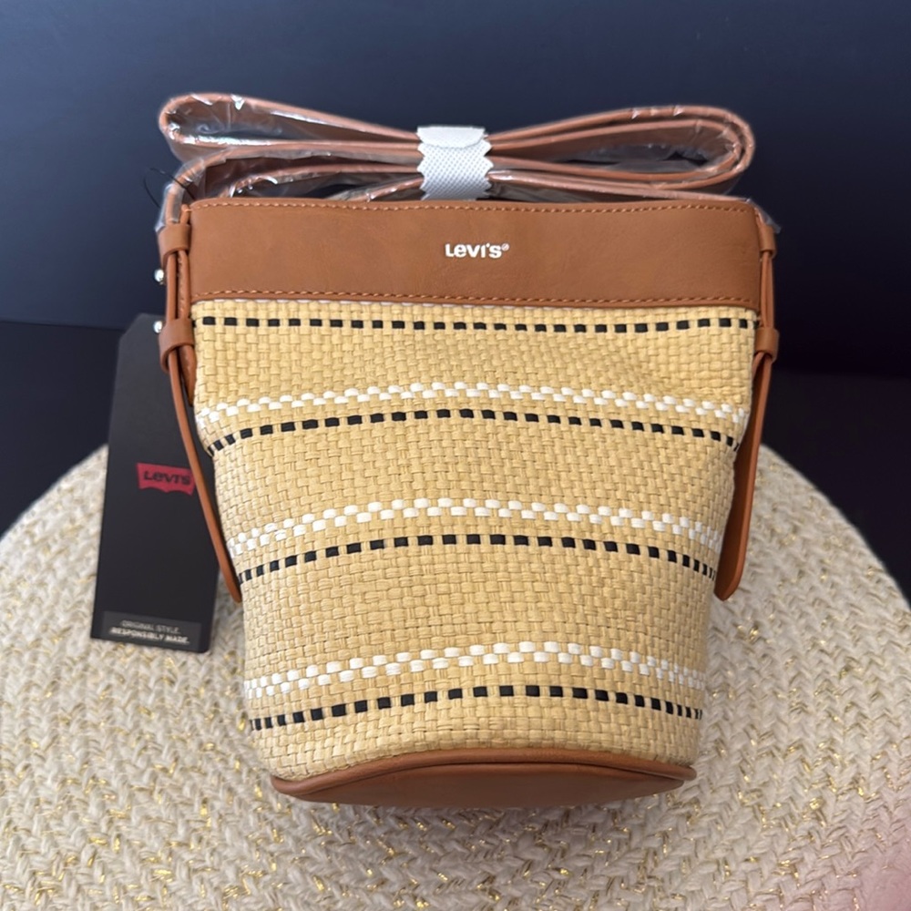 Straw Bucket Levi’s Bag